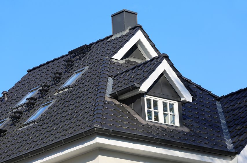 Dachsteine für eine Dacheindeckung