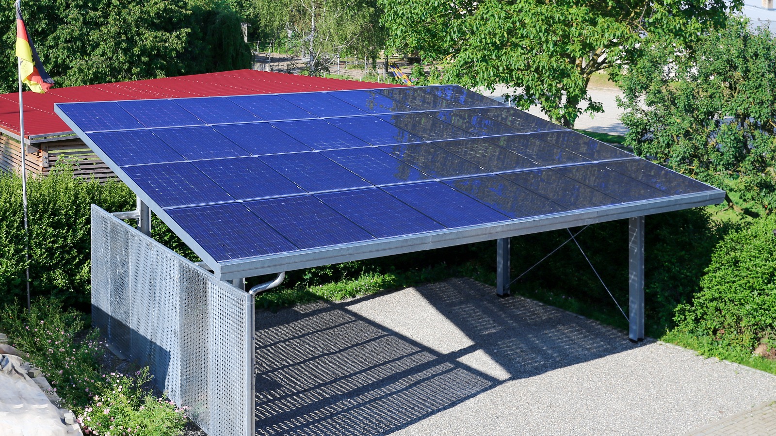 Solar Carport Sonnenstrom Vom Garagendach Effizienzhaus Online