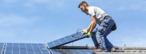 Installation eines Photovoltaik-Solarpanelsystems