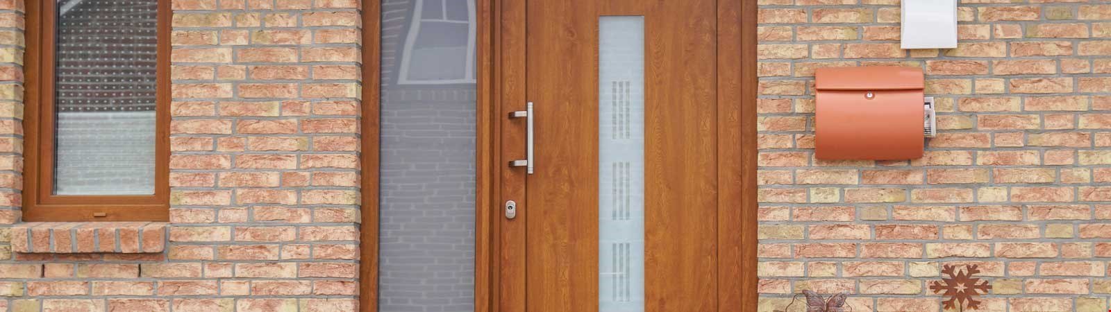 Haustür Preise: Kunststoff, Holz oder Aluminium